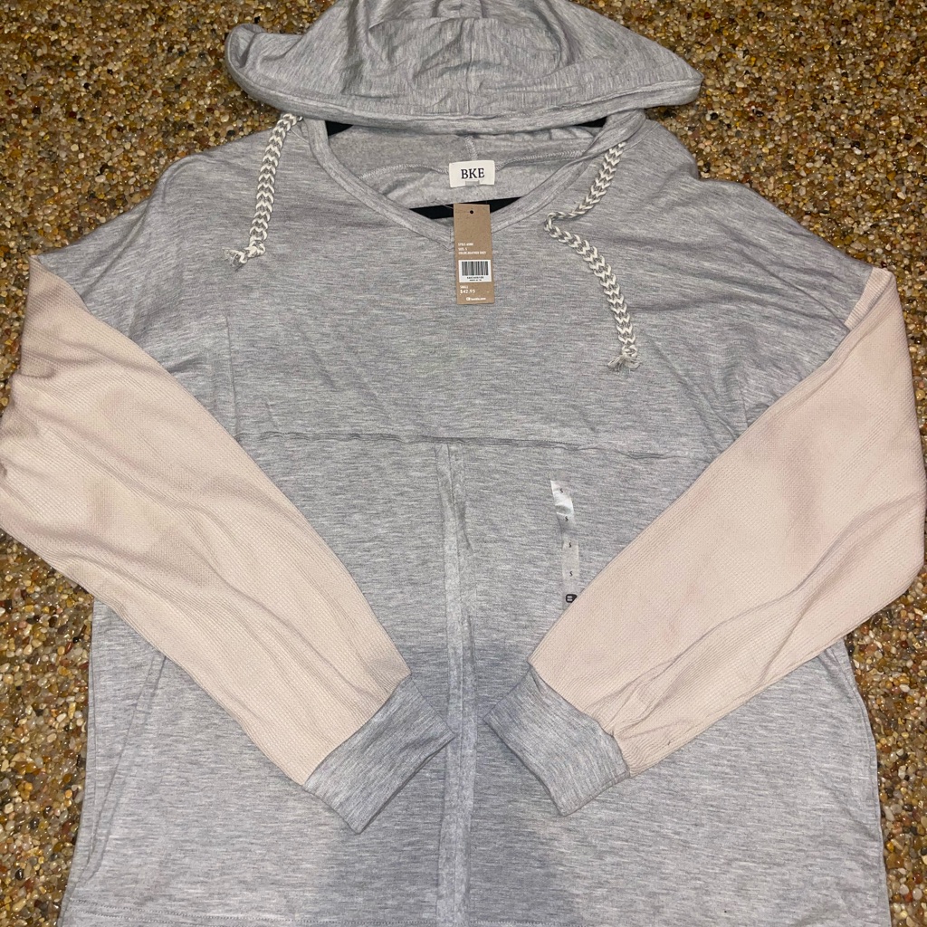 Nwt Bke Pullover